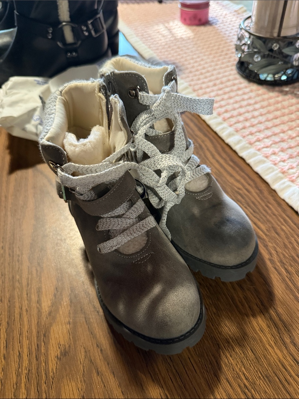 Girls size 13 Gray Faux-Fur Lined Lace-Up Boots